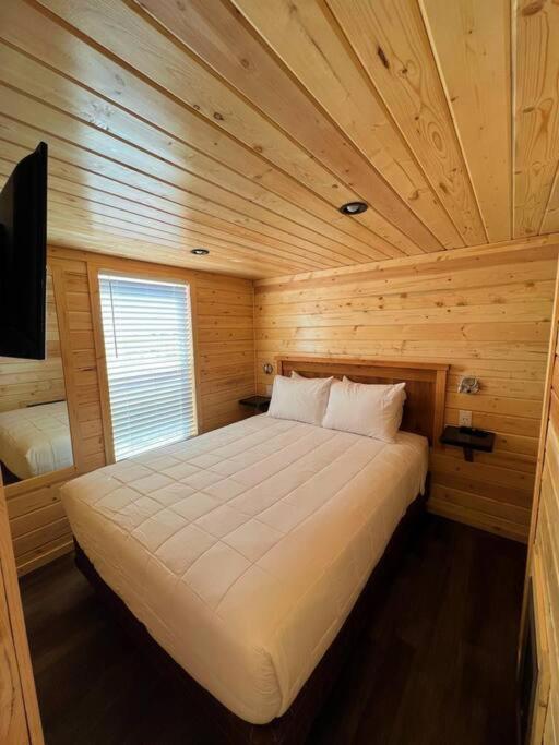 Chalet 092 Star Gazing Tiny Near Grand Canyon South Rim Sleeps 8 *