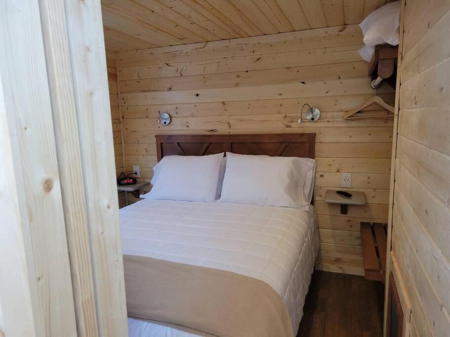 Chalet 092 Star Gazing Tiny Near Grand Canyon South Rim Sleeps 8